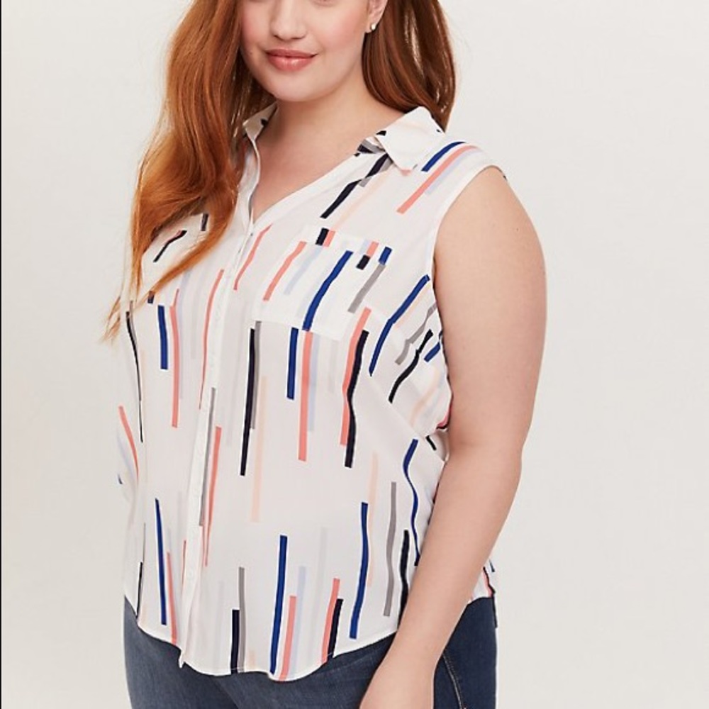 Sz. 0 Stripped button up off white blouse